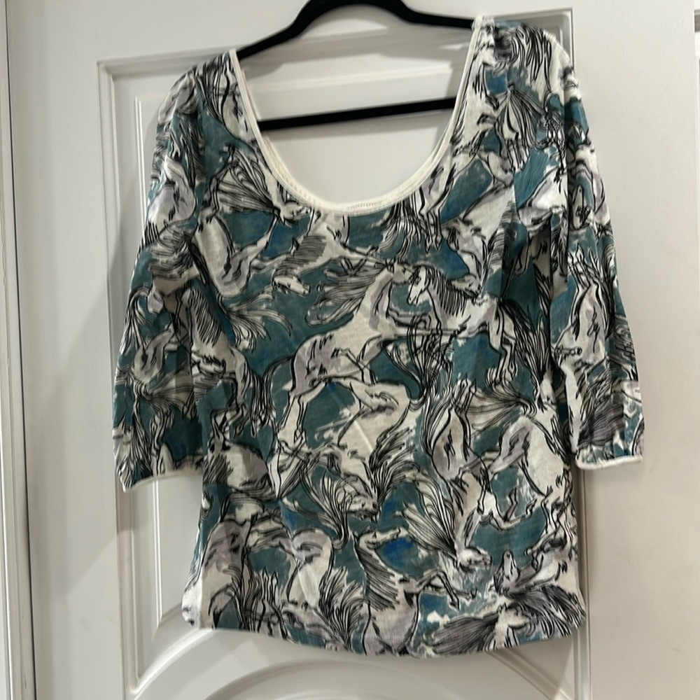 Artsy unique horse shirt for equestrian fans